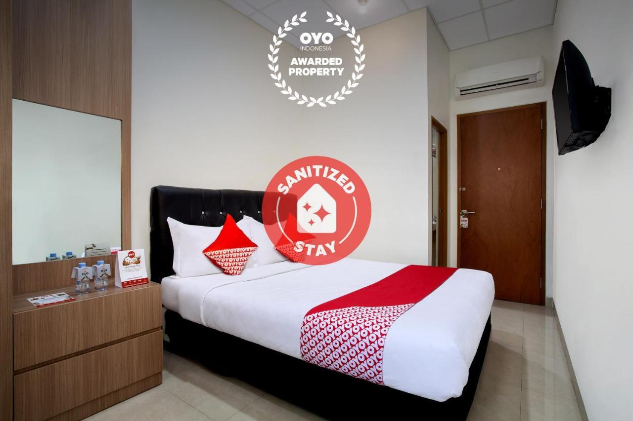 OYO 106 Sarkawi Residence Dżakarta Zewnętrze zdjęcie