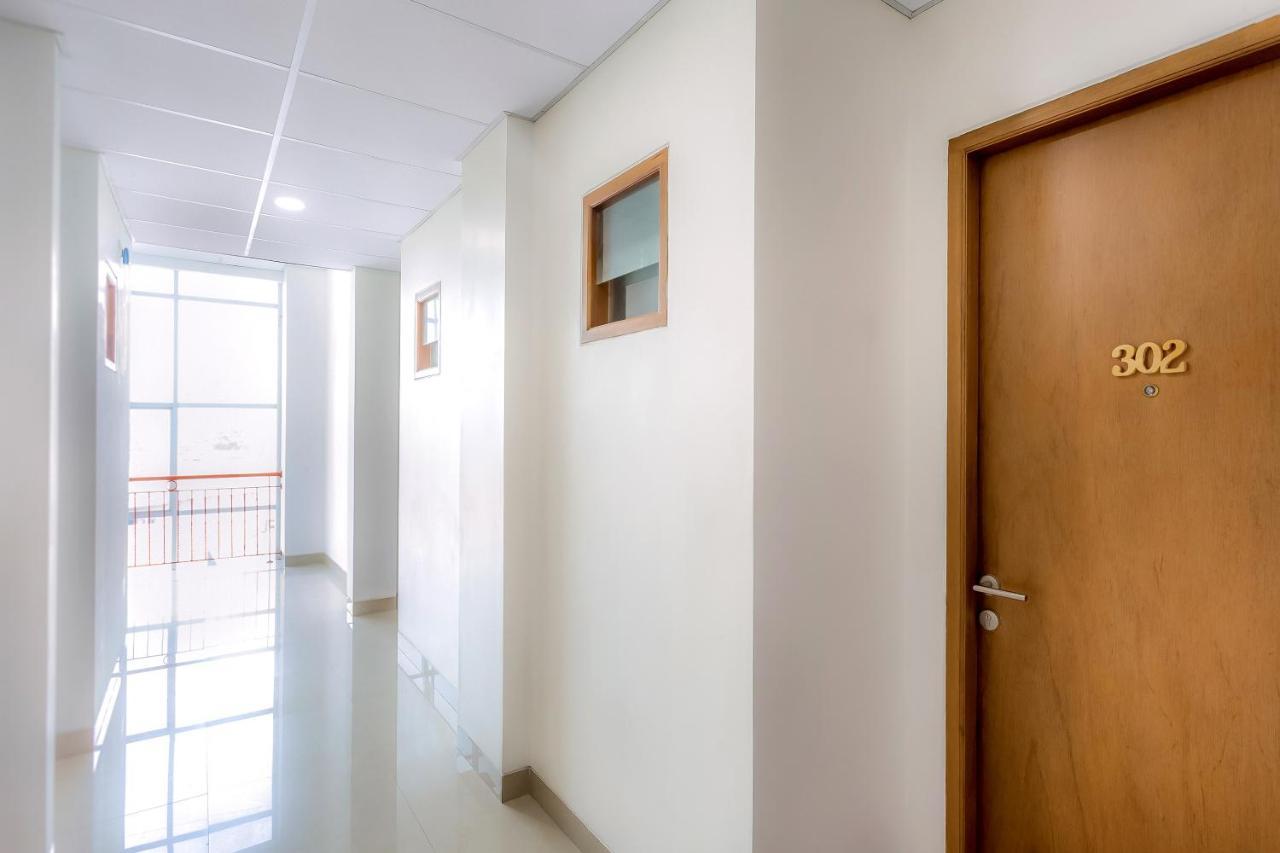 OYO 106 Sarkawi Residence Dżakarta Zewnętrze zdjęcie