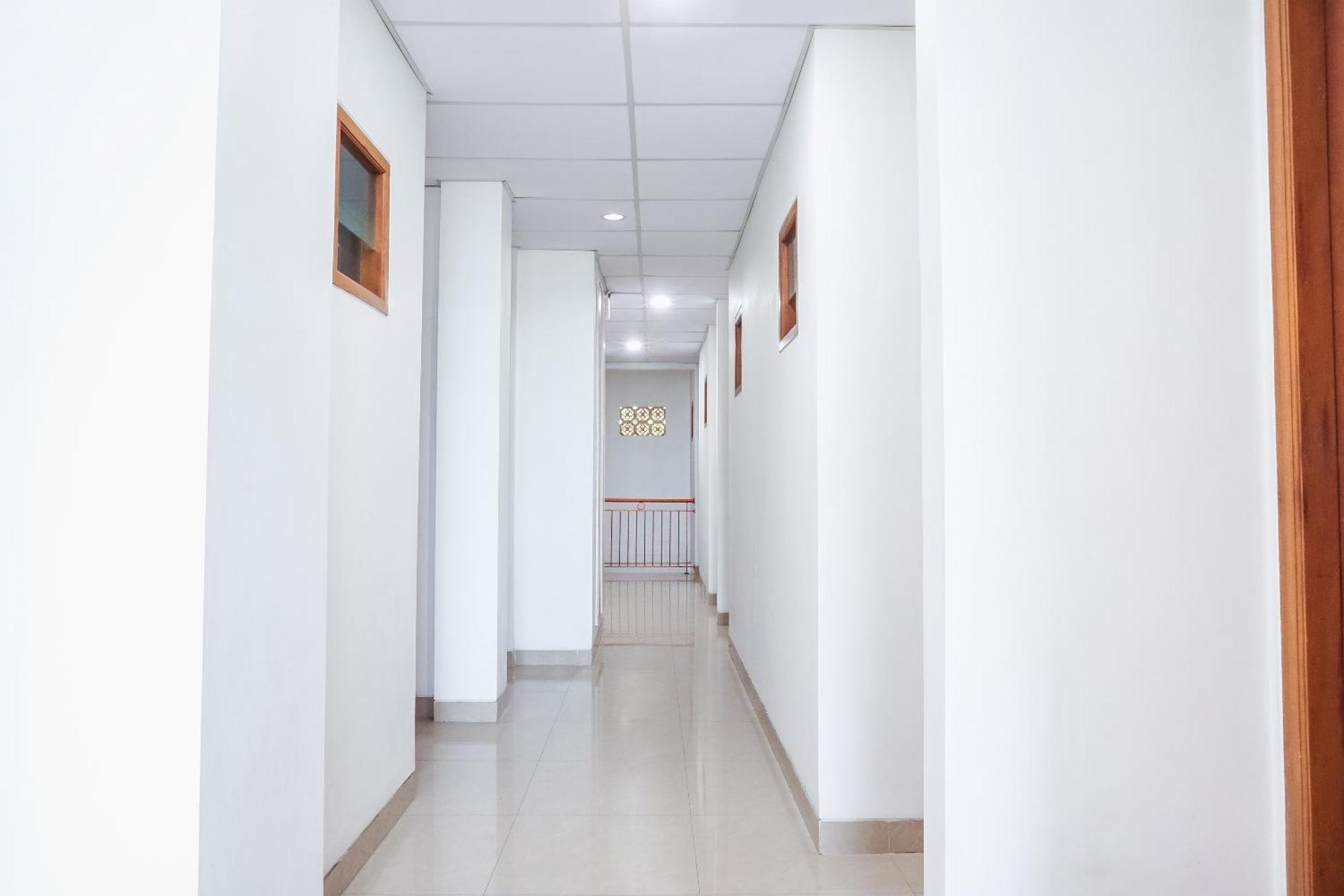 OYO 106 Sarkawi Residence Dżakarta Zewnętrze zdjęcie